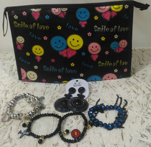 Bolsa necessaire smile