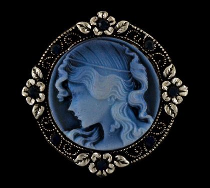 Broche camafeu moça